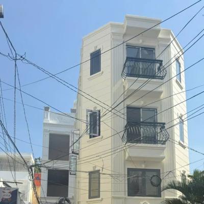 Bán nhà 3 mặt hẻm 8m Cầm Bá Thước, Phú Nhuận - 50m2 5 tầng (185m2 sàn) - 12.9 tỷ Sổ hoàn công đủ